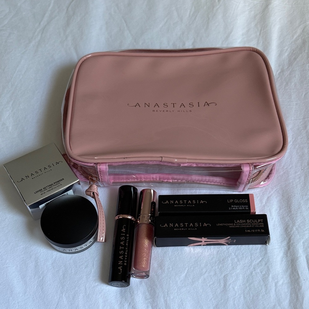 Anastasia Beverly Hills set NEW!!!